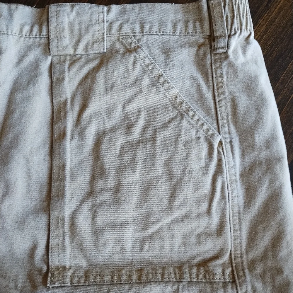 U. S. Apparel khaki Shorts, Size 40